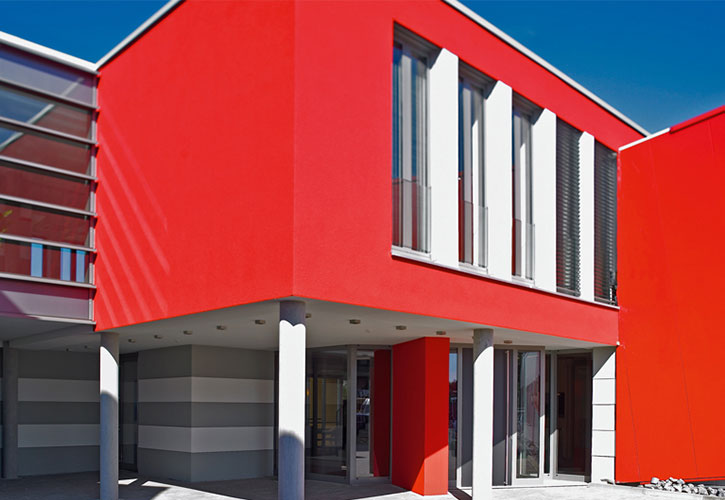 اعمال رنگ نمای ساختمان برای بخش های فلزی سازه